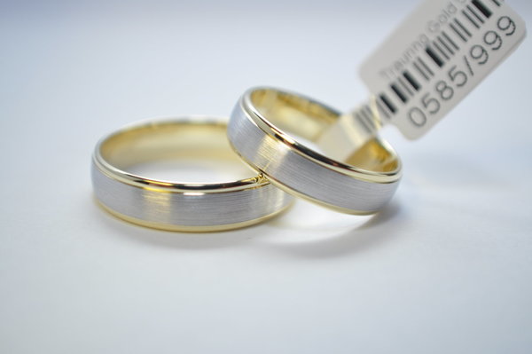 1 Paar Trauringe - Gold 333 - Bicolor - Breite 5,3mm - Stärke 1,4mm