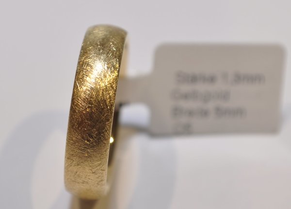 1 Trauring - Eismatt - Gold 585 - Breite: 5,0 mm - Stärke: 1,3mm