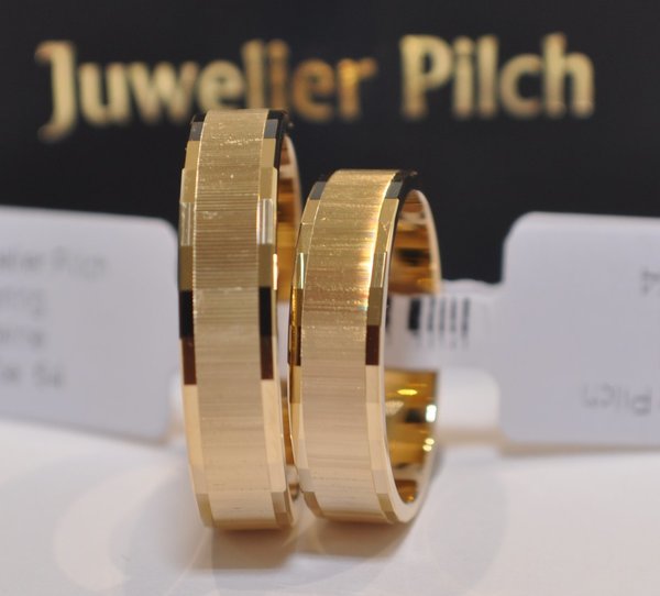 1 Paar Trauringe Hochzeitsringe Gold 333 - Breite: 5,0 mm - Stärke: 1,3mm