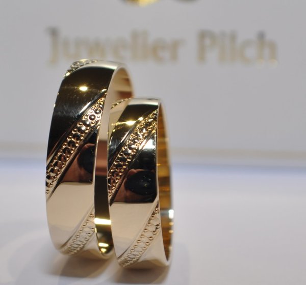 1 Paar Trauringe Hochzeitsringe Gold 585 - Breite: 6,0 mm - Stärke: 1,0mm