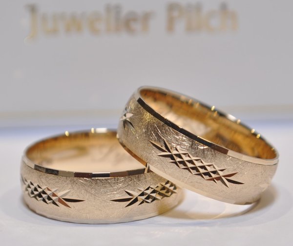 1 Paar Trauringe Hochzeitsringe Gold 585 - Breite: 7,0 mm - Stärke: 1,3mm
