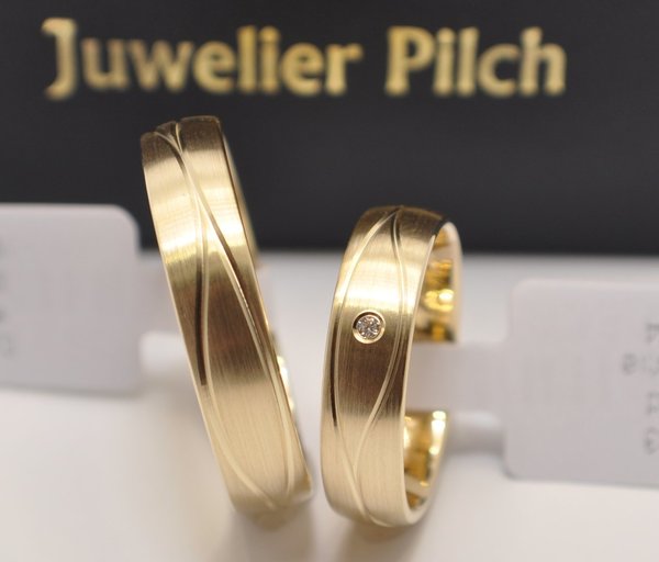 1 Paar Trauringe Hochzeitsringe Gold 333 - Ring Breite: 6mm - Längsmatt mit Zirkonia