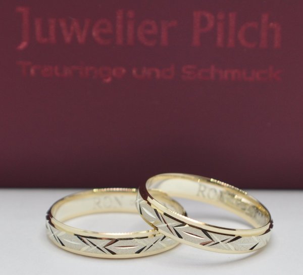 Trauringe/Eheringe - Gold 333 - Bicolor - Poliert/Sandmattiert - mit Diamant