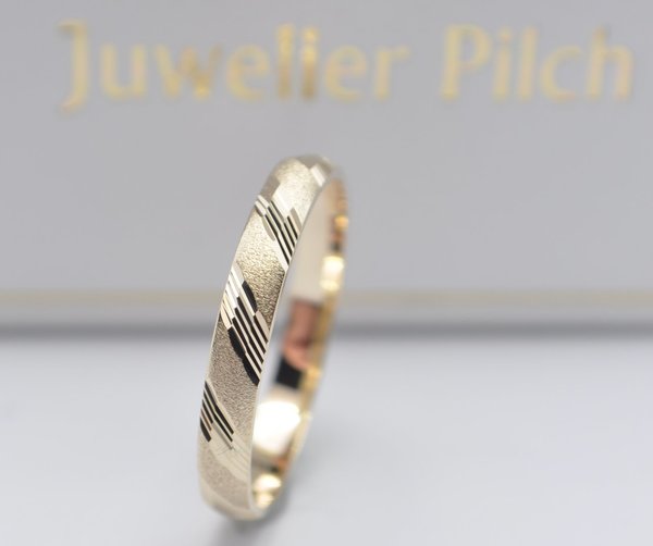 1 Trauring - Partnerring - Gold 585 - Breite: 3 mm - Mit diamantiertem Muster