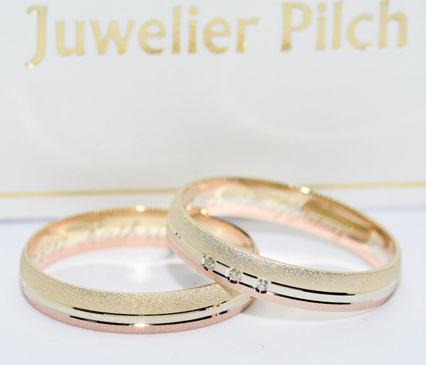 1 Paar Trauringe Hochzeitsringe Gold 333 - mit 3 Diamanten 0,01ct - Breite: 4,0 mm