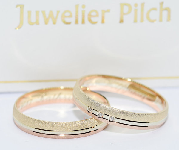 1 Paar Trauringe Hochzeitsringe Gold 375 - mit 3 Diamanten oder Zirkonia - Breite: 4,0 mm
