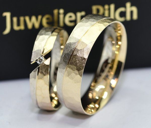 1 Paar Trauringe - Bicolor - Gelb-/Weißgold - Damenring mit Diamant 0.25ct.